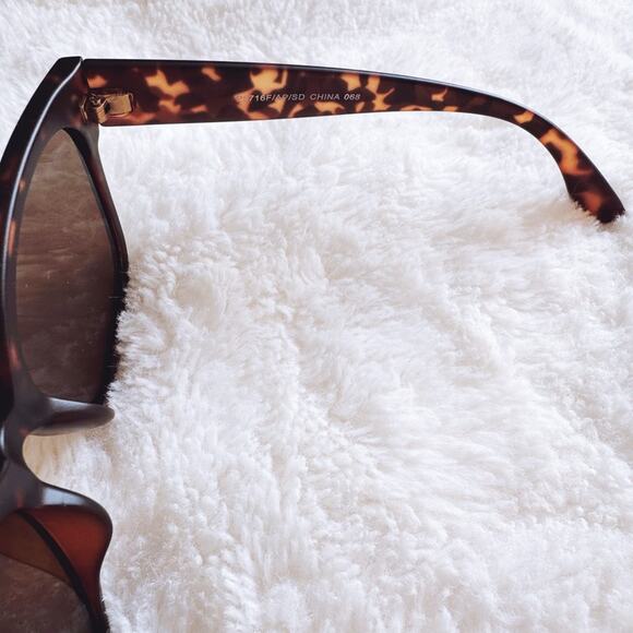 Jack Dark Tortoise Brown Square Sunglasses - Picture 6 of 12